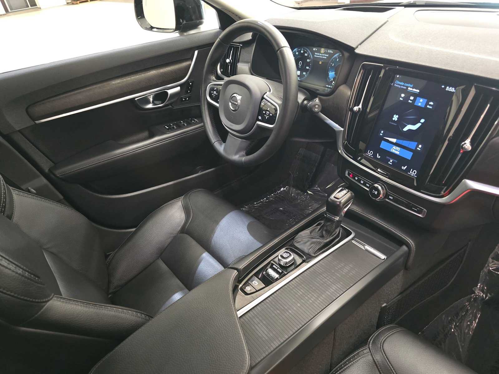 Used 2019 Volvo V90 T5 Cross Country AWD/4WD image 30