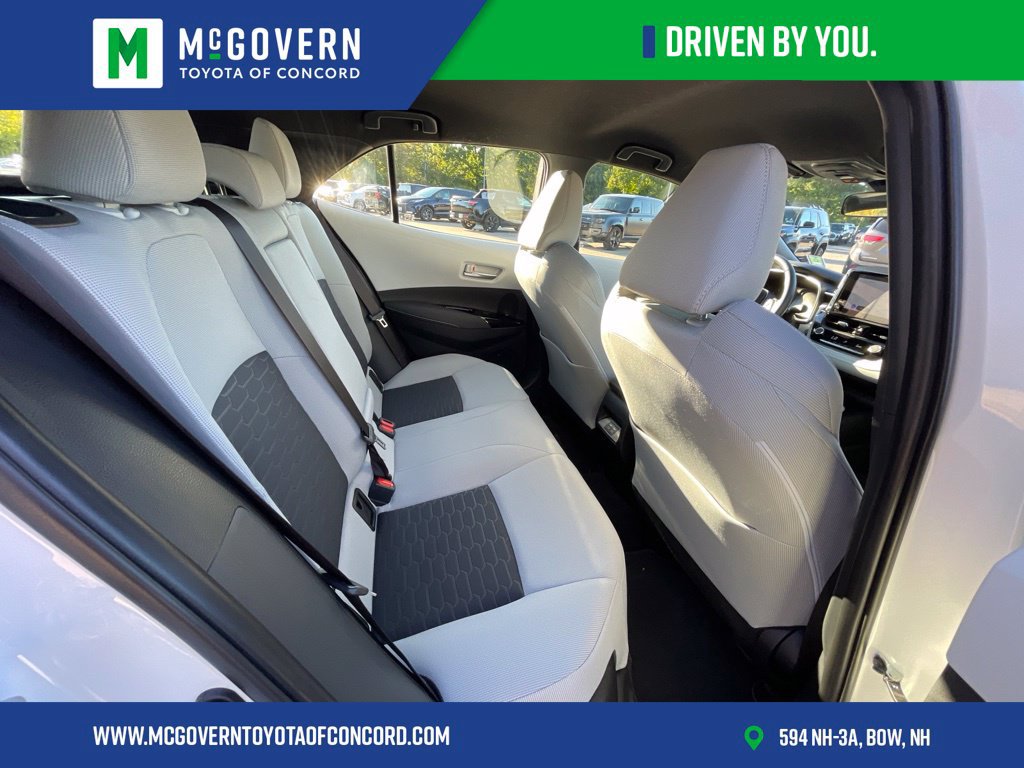 Used 2025 Toyota Corolla SE FWD image 29