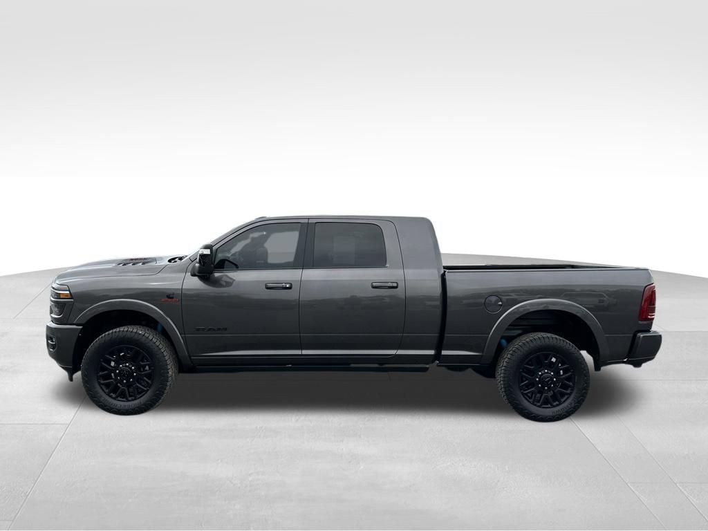 Used 2025 RAM 2500 Limited AWD/4WD image 12