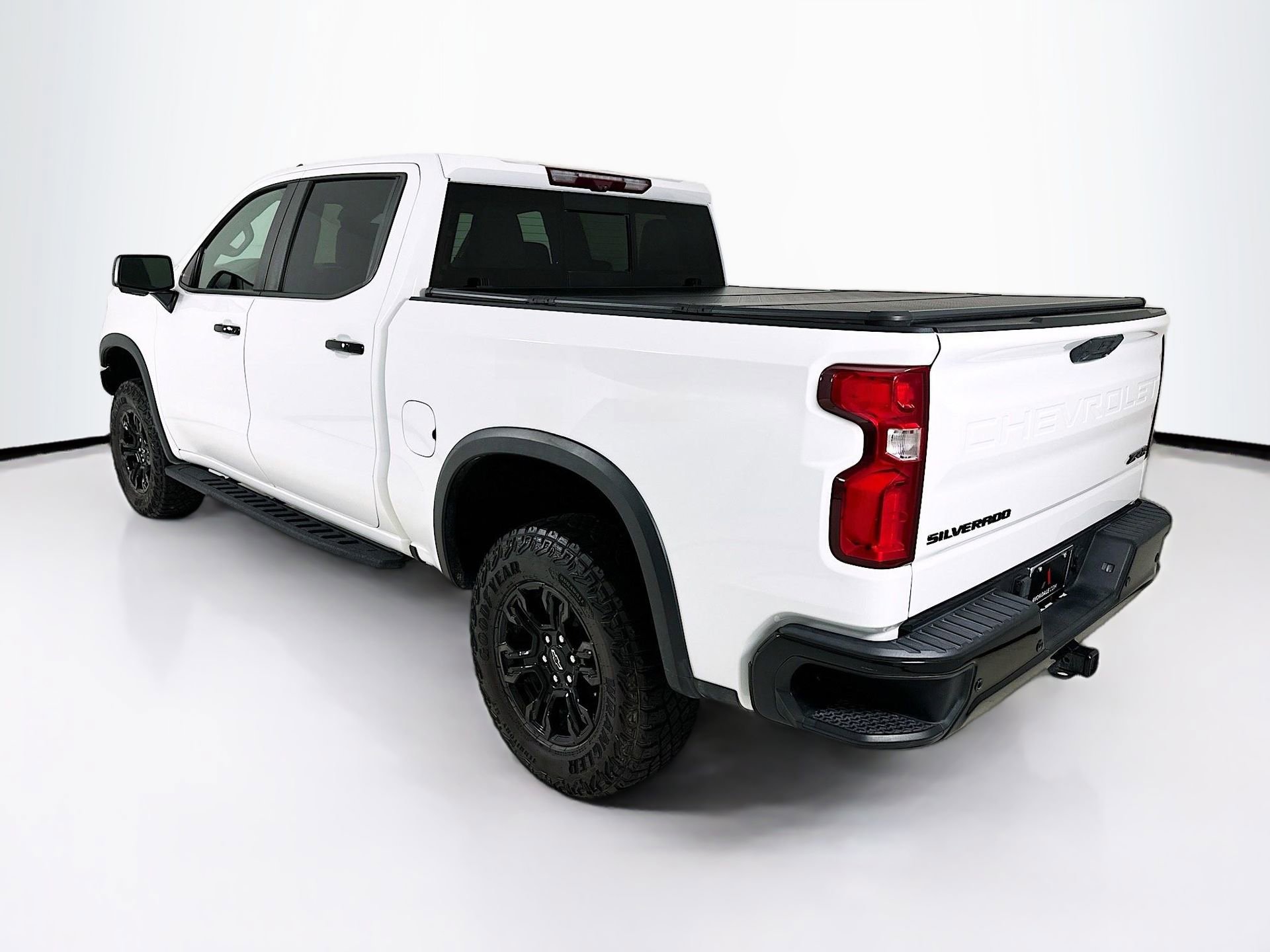 Used 2023 Chevrolet Silverado 1500 ZR2 w/ Technology Package image 6