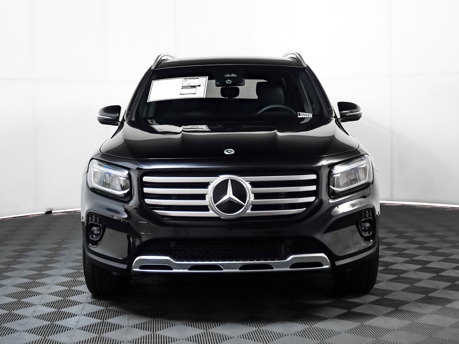 New 2025 Mercedes-Benz GLB 250 4MATIC image 11