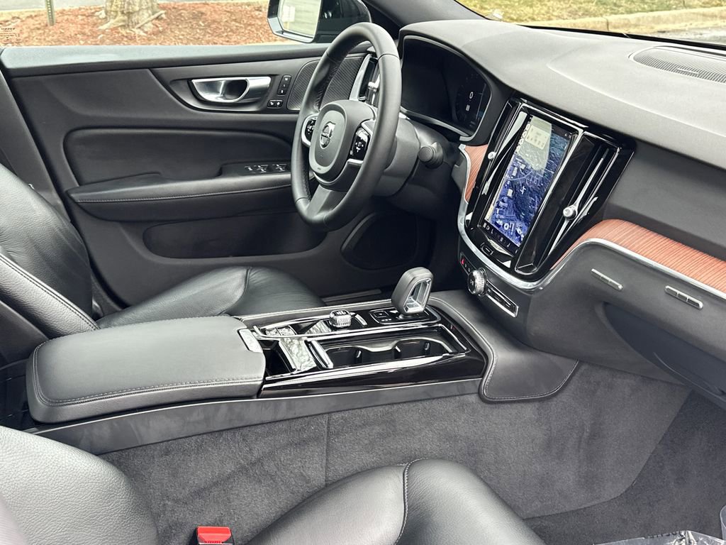 Used 2023 Volvo S60 T8 Plus w/ Protection Package Premier image 11