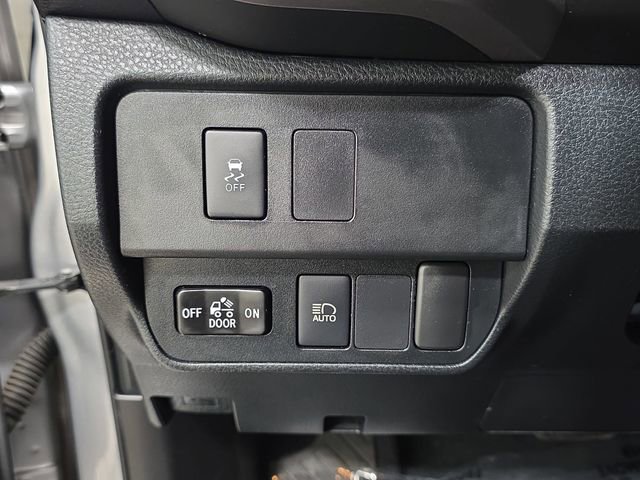 Certified 2021 Toyota Tacoma SR5 AWD/4WD image 26
