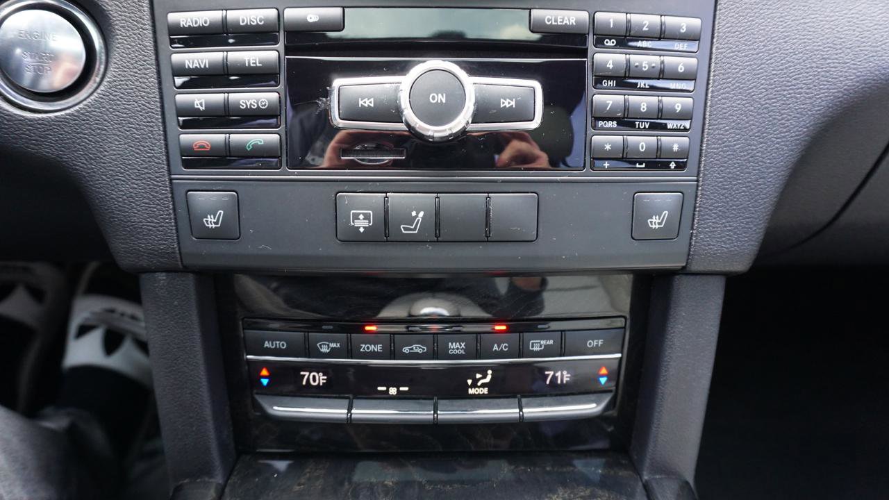 Used 2013 Mercedes-Benz E 350 BlueTEC Sedan image 24