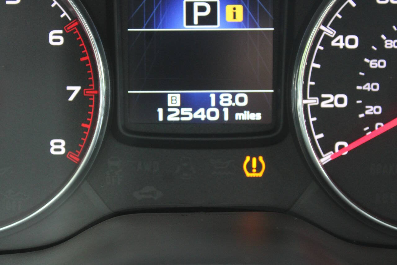 Used 2013 Subaru Legacy 2.5i Limited AWD/4WD image 38