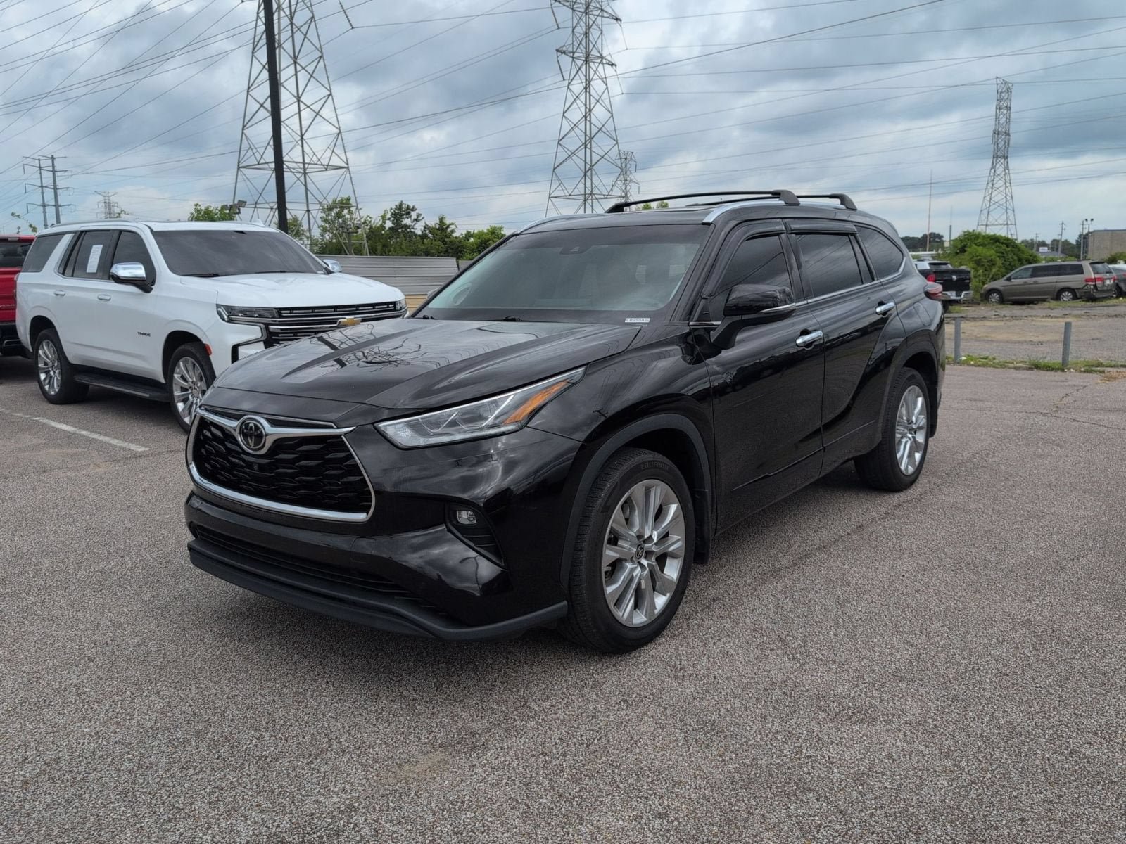 Used 2022 Toyota Highlander Limited AWD/4WD image 10