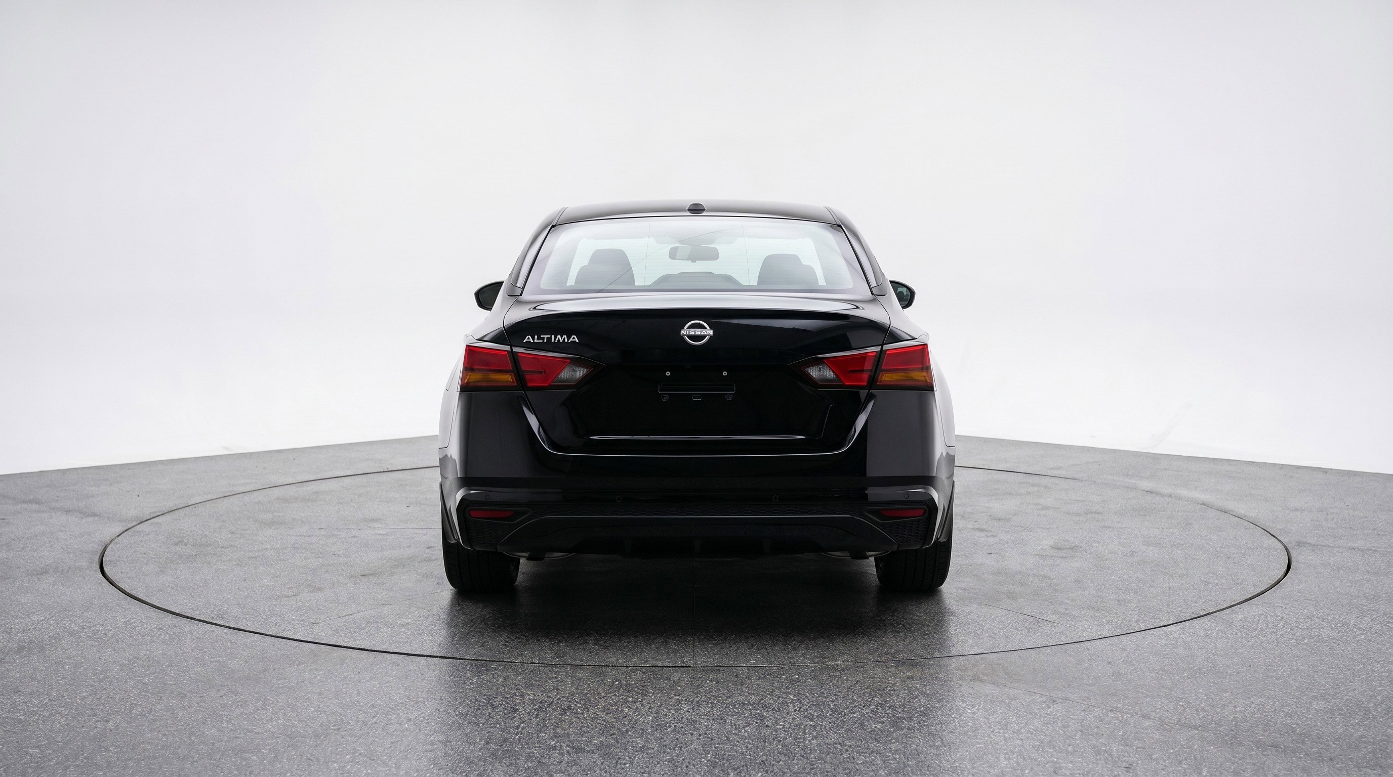 Used 2025 Nissan Altima 2.5 SV FWD image 7