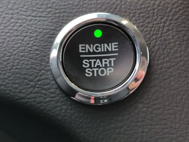 Used 2024 Ford Edge SEL image 20