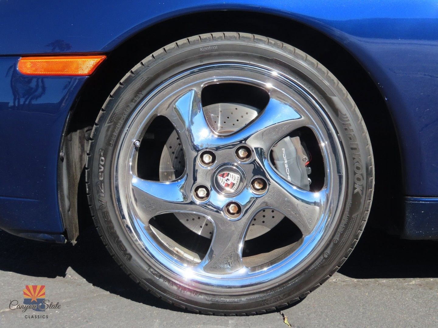 Used 2001 Porsche 911 Carrera image 16