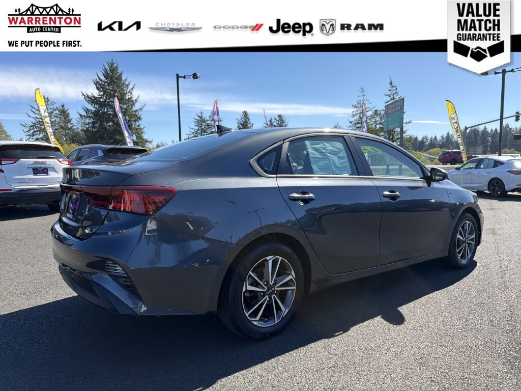 Used 2023 Kia Forte LXS FWD image 7