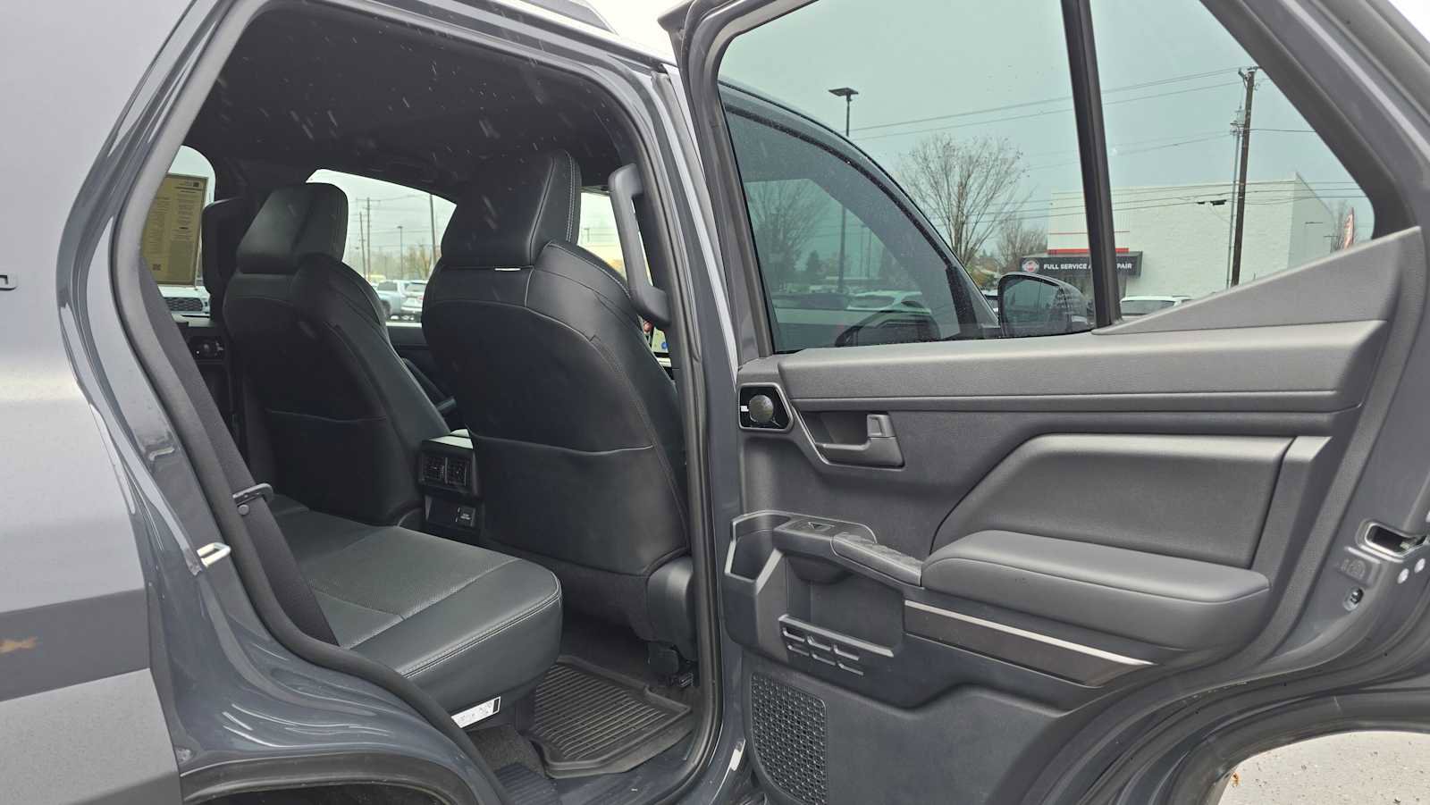 Certified 2025 Toyota 4Runner TRD Off-Road Premium image 16