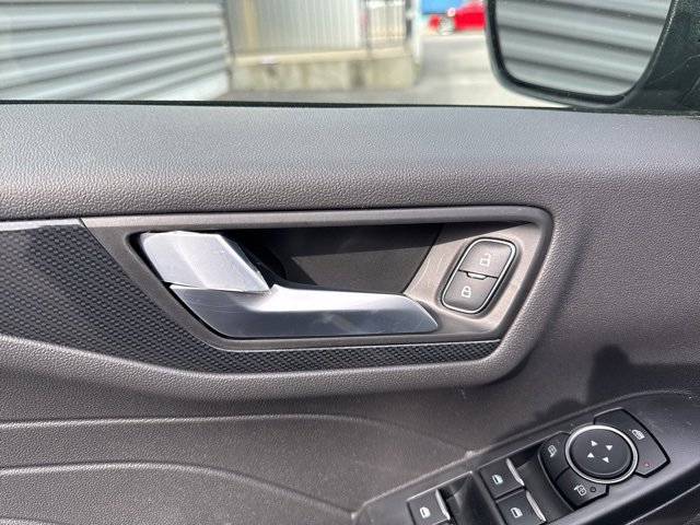 New 2025 Ford Escape ST-Line w/ Equipment Group 301A image 12