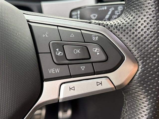 Used 2023 Volkswagen Atlas Cross Sport SEL Premium R-Line image 8