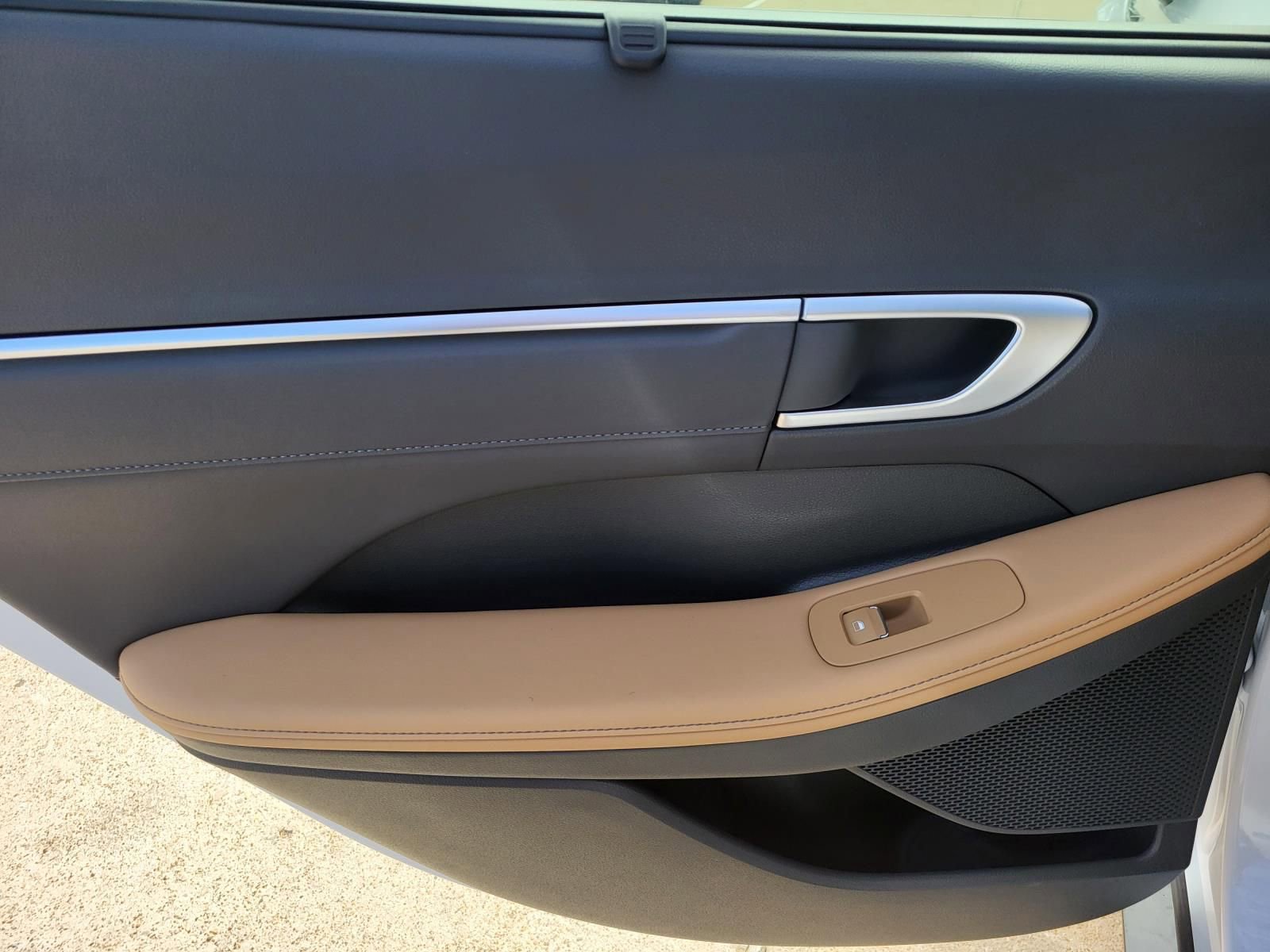 New 2026 Hyundai Sonata Limited FWD image 10