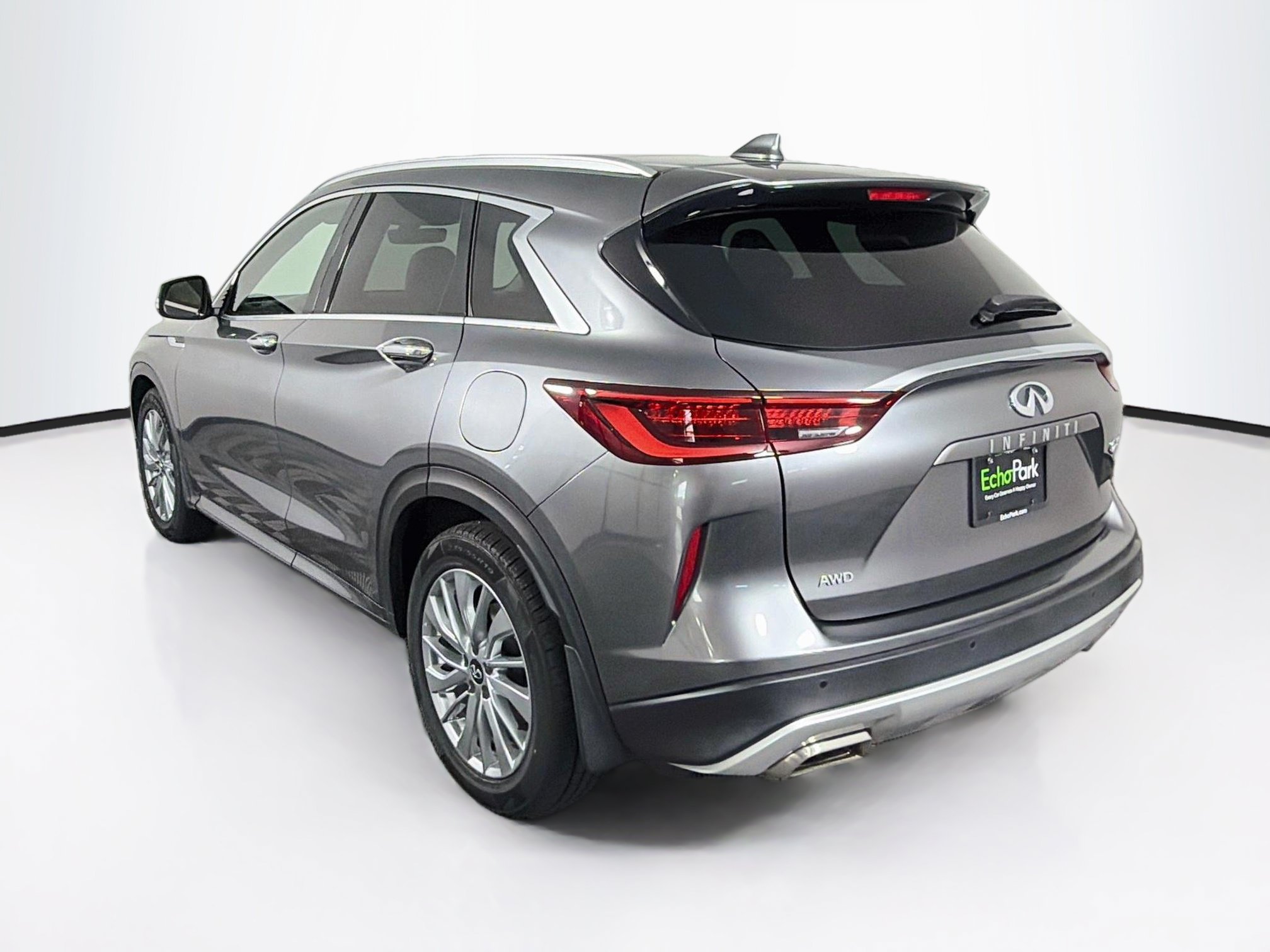 Used 2023 INFINITI QX50 Luxe AWD/4WD image 5