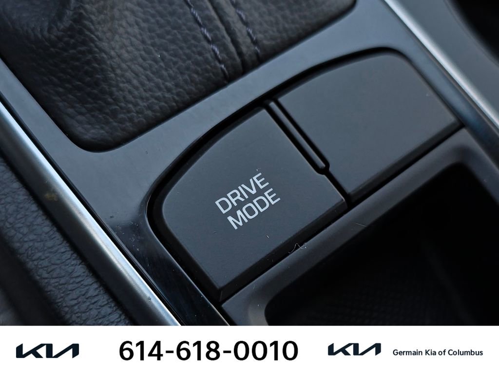 Used 2017 Hyundai Sonata Limited w/ Tech Package 03 image 31