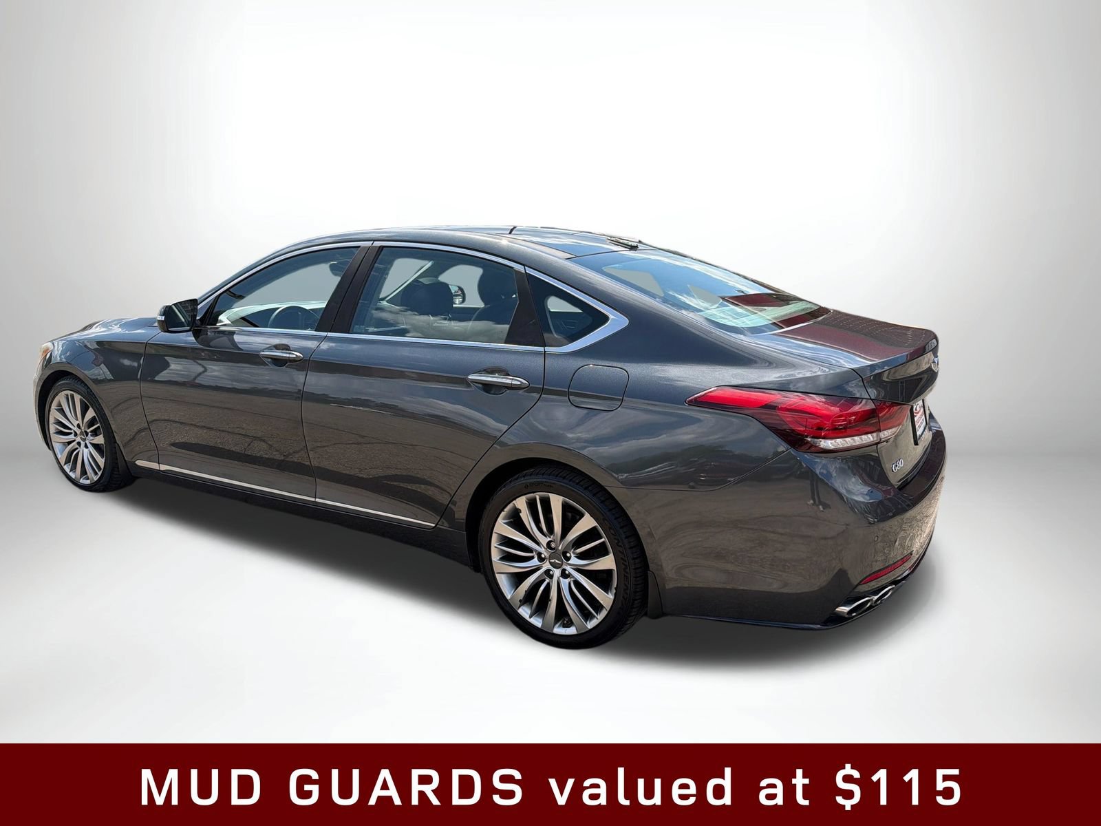 Used 2018 Genesis G80 5.0 Ultimate RWD image 4