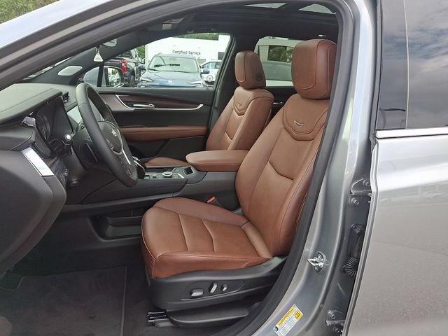 Certified 2026 Cadillac XT5 Premium Luxury w/ Driver Assist Package AWD/4WD image 12