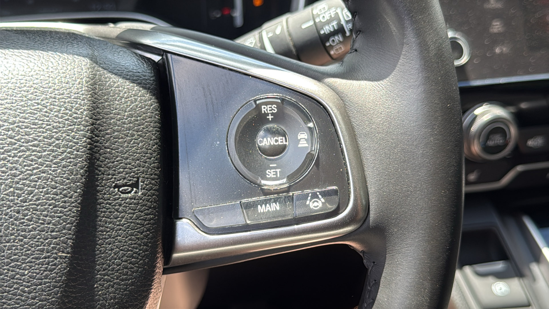 Used 2018 Honda CR-V EX-L image 17