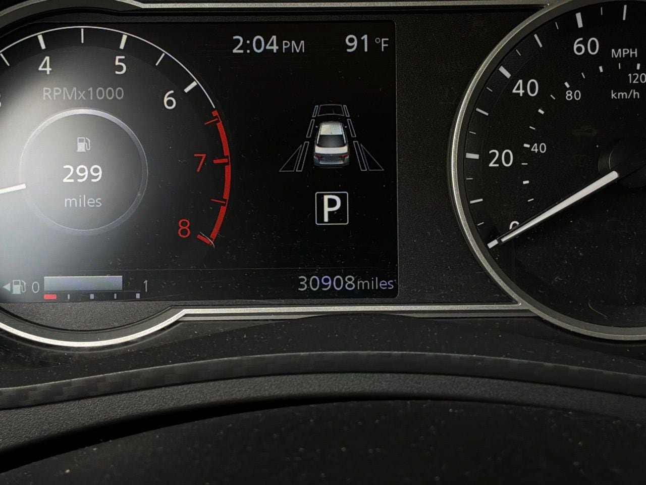 Used 2025 Nissan Versa SV FWD image 34