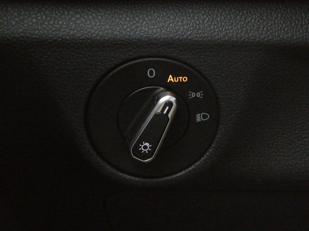 New 2025 Volkswagen Jetta Sport image 12