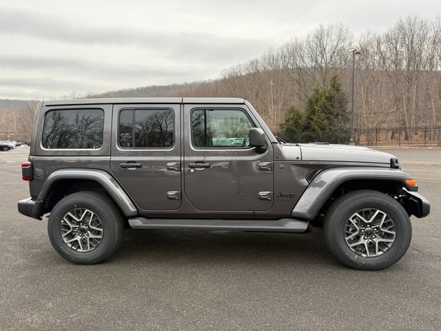 New 2026 Jeep Wrangler Unlimited Sahara AWD/4WD image 8