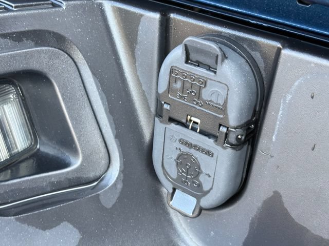Used 2021 RAM 1500 Warlock AWD/4WD image 42