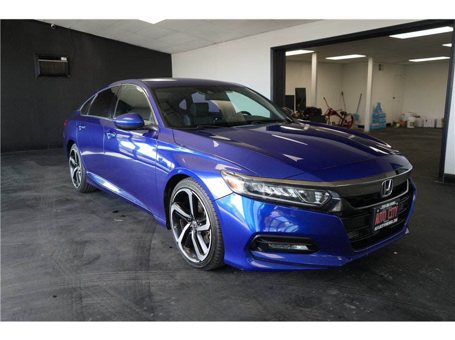 Used 2018 Honda Accord Sport image 9