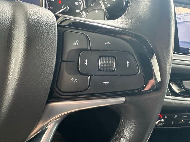 Used 2023 Buick Enclave Essence AWD/4WD image 39