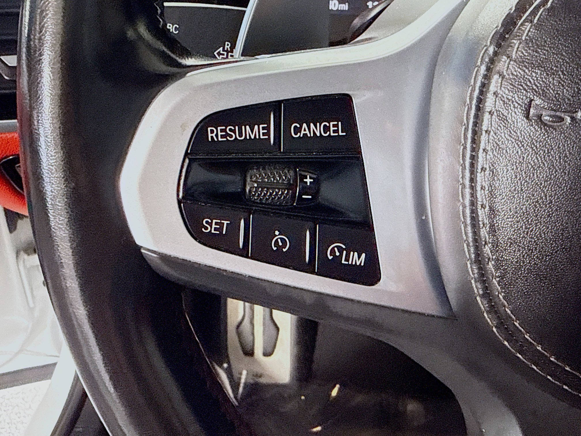 Used 2023 BMW 840i Convertible w/ Comfort Seating Package image 14