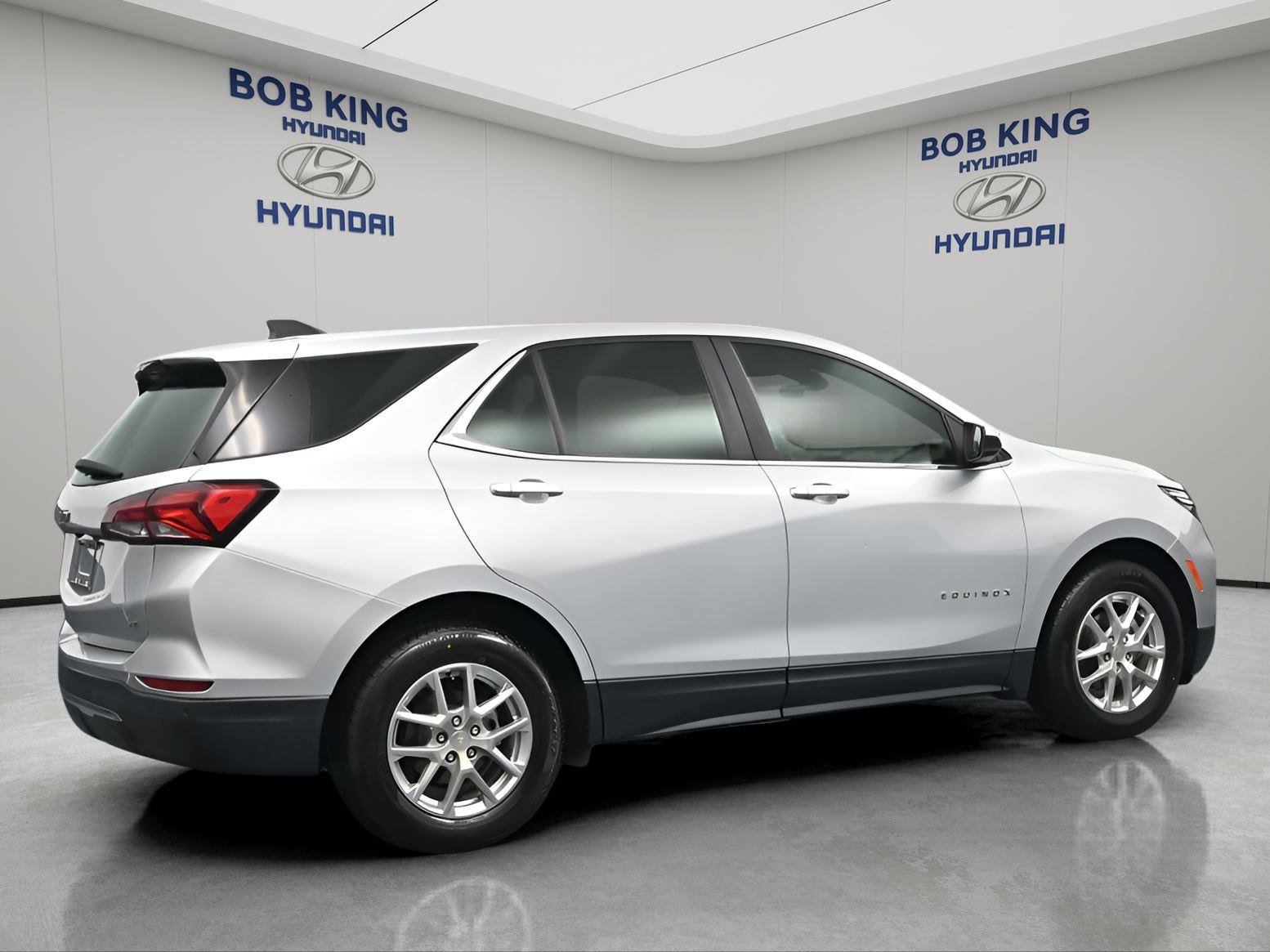 Used 2022 Chevrolet Equinox LT image 4
