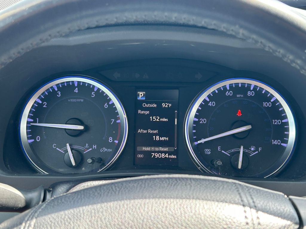 Used 2018 Toyota Highlander Limited FWD image 39