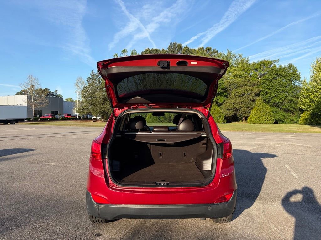 Used 2012 Hyundai Tucson Limited w/ Premium Pkg FWD image 5