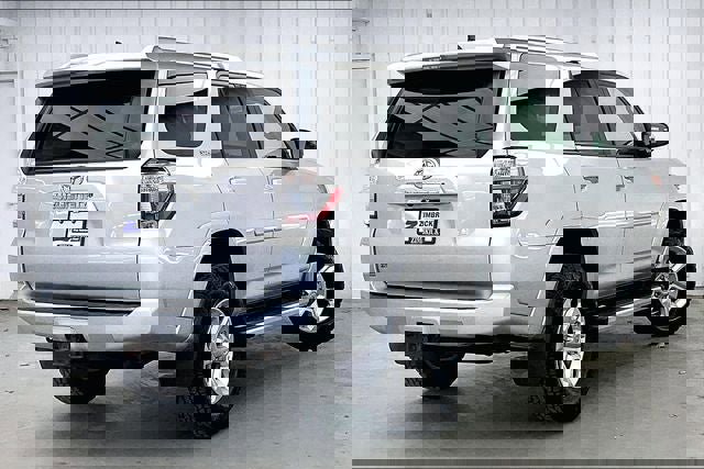 Used 2015 Toyota 4Runner SR5 image 12