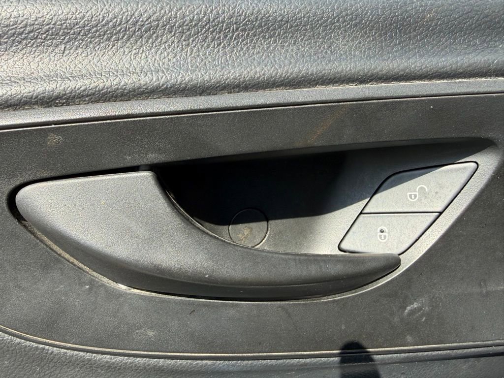 Used 2023 Mercedes-Benz Sprinter 2500 w/ Acoustic Package image 21