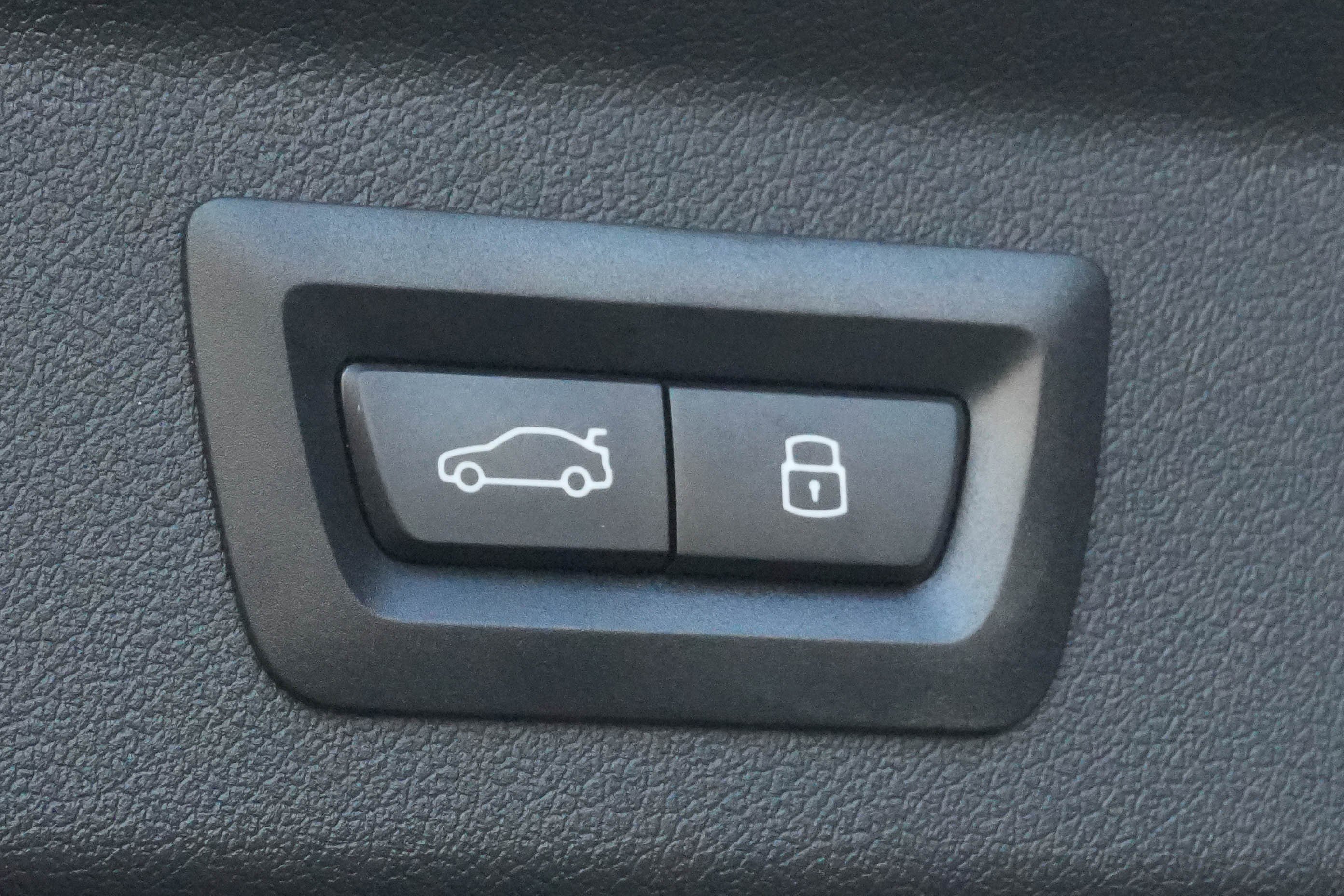 Used 2026 BMW X2 xDrive28i image 33