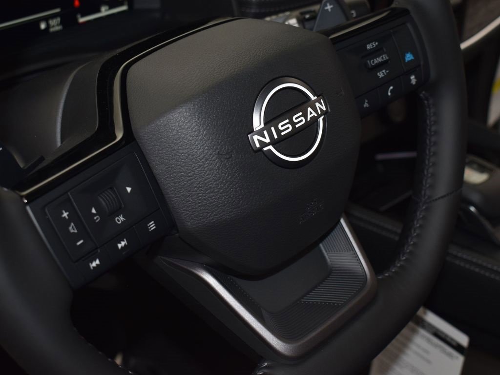New 2026 Nissan Rogue Platinum image 13