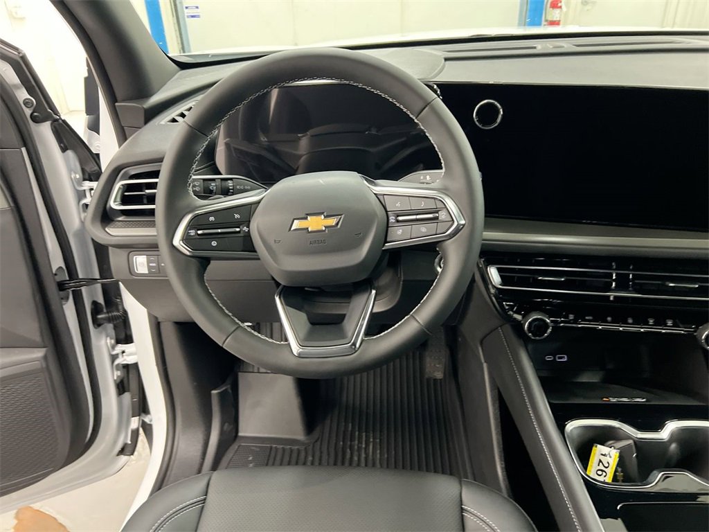 New 2026 Chevrolet Traverse LT w/ Driver Confidence Package image 20