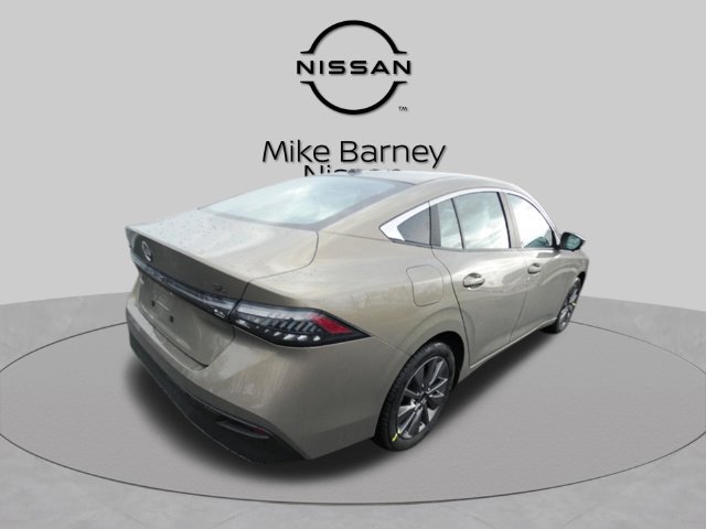 New 2026 Nissan Sentra SL w/ Floor Mat Package FWD image 3