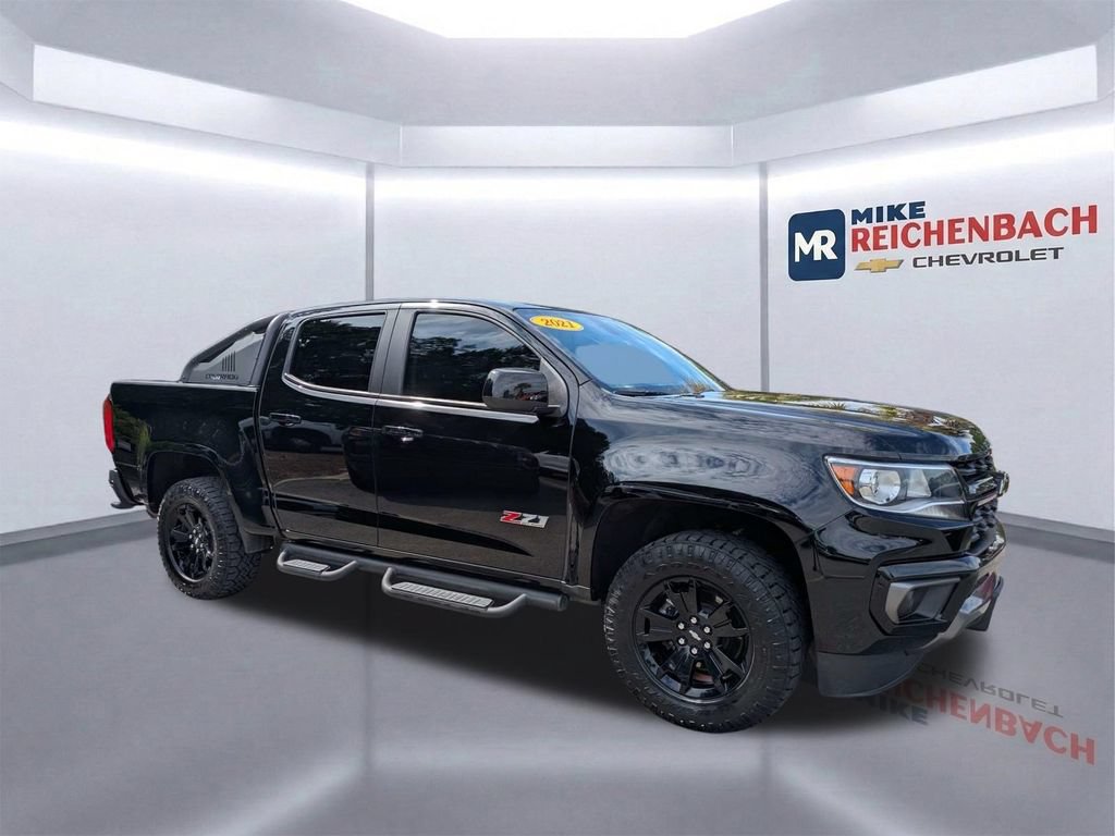 Used 2021 Chevrolet Colorado Z71 w/ Z71 Midnight Edition AWD/4WD image 2
