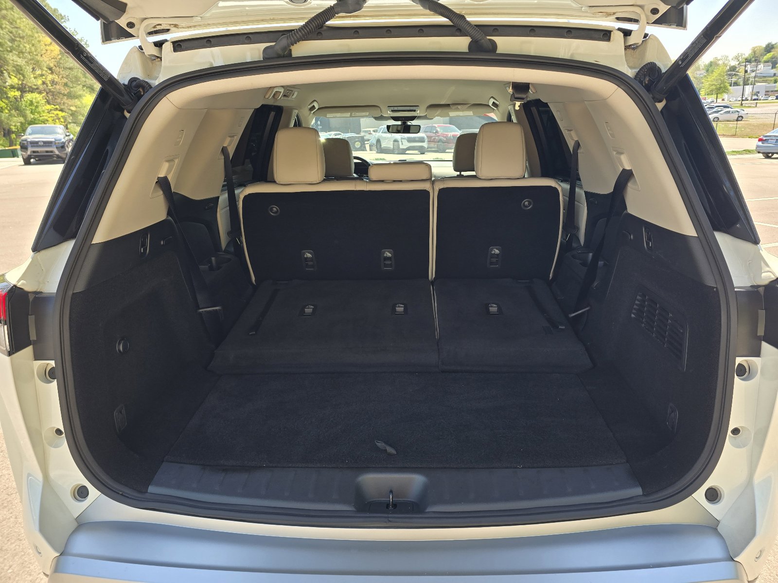 Certified 2023 Nissan Pathfinder SL AWD/4WD image 26