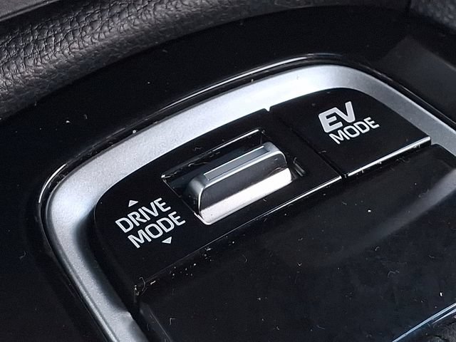 Used 2025 Toyota Corolla Cross AWD Hybrid image 26