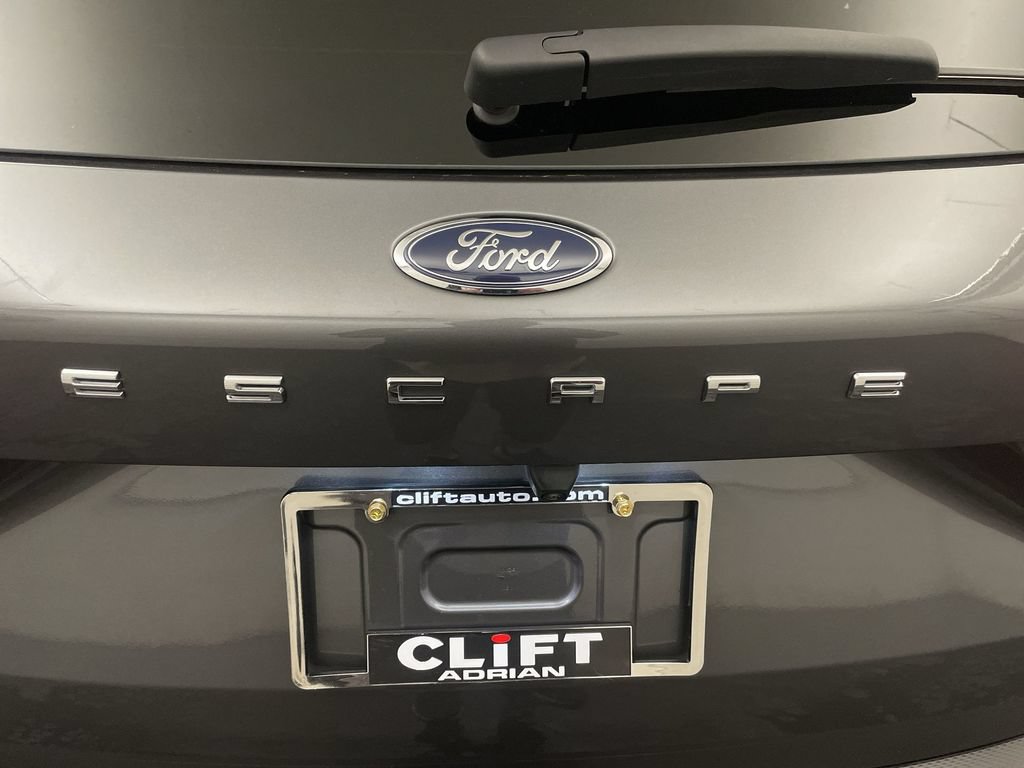 Used 2025 Ford Escape SE FWD image 24