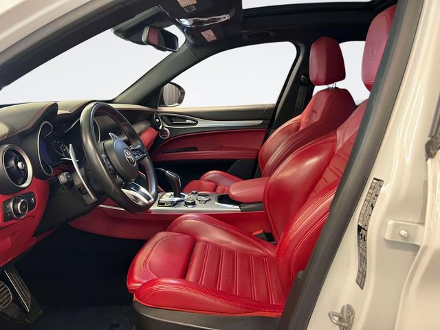 Used 2020 Alfa Romeo Stelvio Ti Sport AWD/4WD image 17