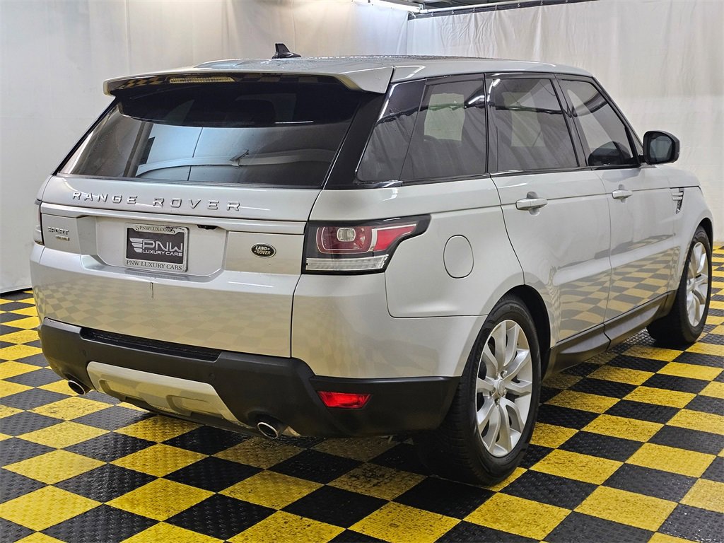 Used 2016 Land Rover Range Rover Sport HSE image 3
