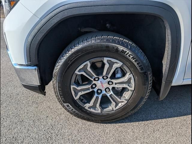 Used 2025 GMC Sierra 1500 SLT image 5
