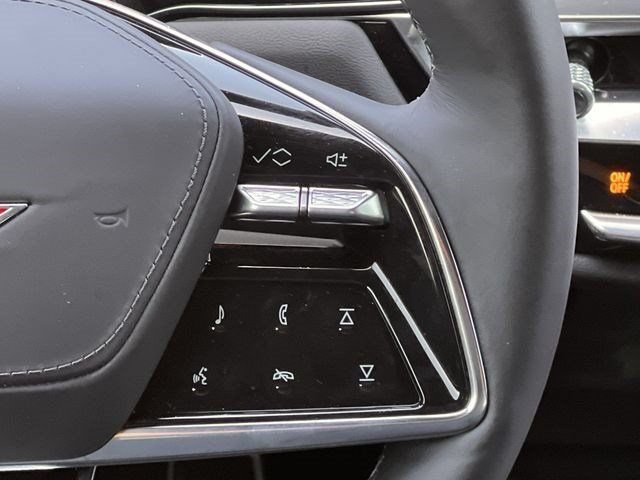 New 2026 Cadillac Lyriq V w/ Exterior Carbon Fiber Package AWD/4WD image 14