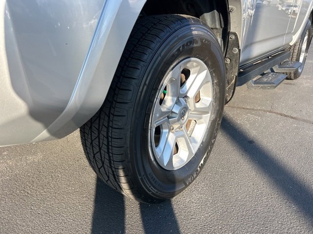 Used 2021 Toyota 4Runner SR5 image 12