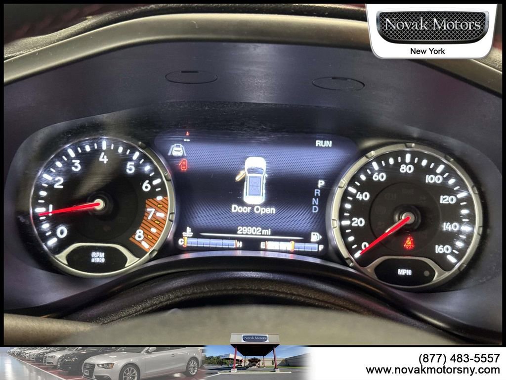 Used 2023 Jeep Renegade Trailhawk image 22