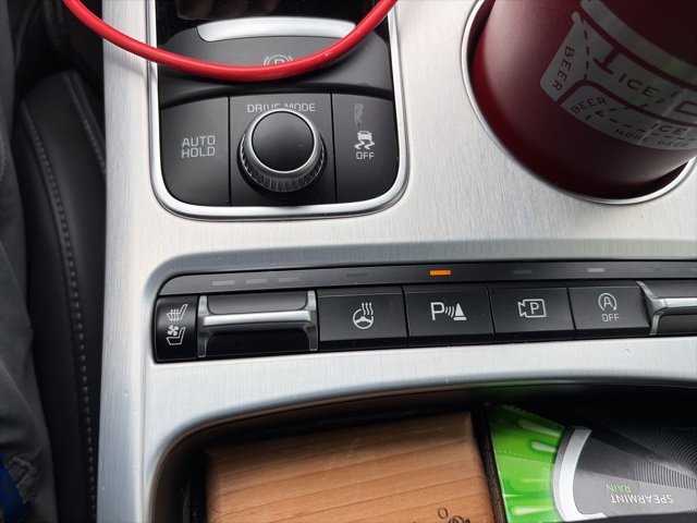 Used 2023 Kia Stinger GT2 image 11